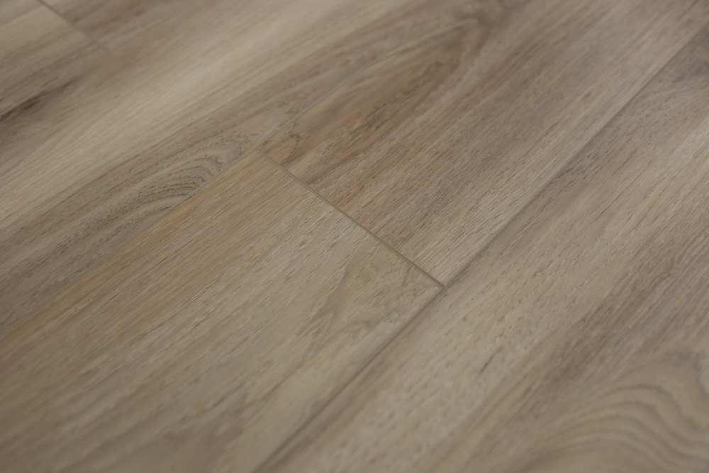 Замковая ПВХ плитка "Art Tile" Клён Фог (1220*152*5 мм) — купить в Набережных Челнах