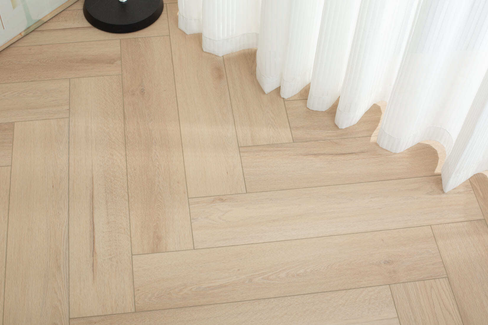 Плитка SPC "OneFloor" 3032 А,В  ЁЛКА (640*128*4 мм) — купить в Набережных Челнах