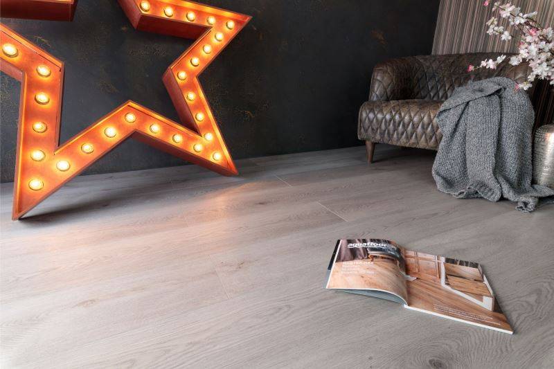 Замковая ПВХ плитка "Aquafloor" AF8022XXL (1800*228*8 мм) — купить в Набережных Челнах