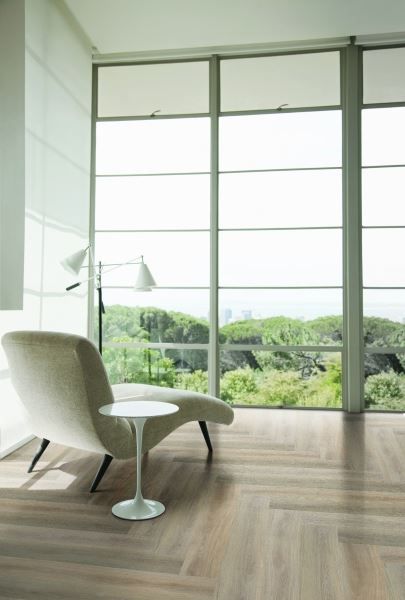 Кварцвиниловая плитка "LG" Орешник классический (1200*180*2 мм) — купить в Набережных Челнах