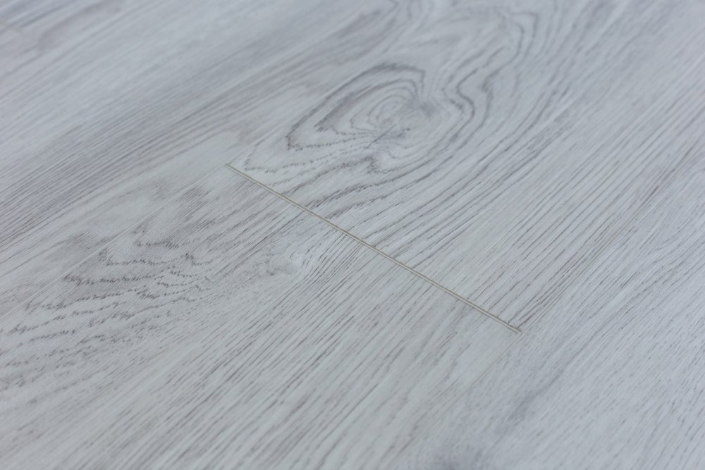 Замковая ПВХ плитка "Art Tile" Ясень Эдмонтон (1220*152*5 мм) — купить в Набережных Челнах