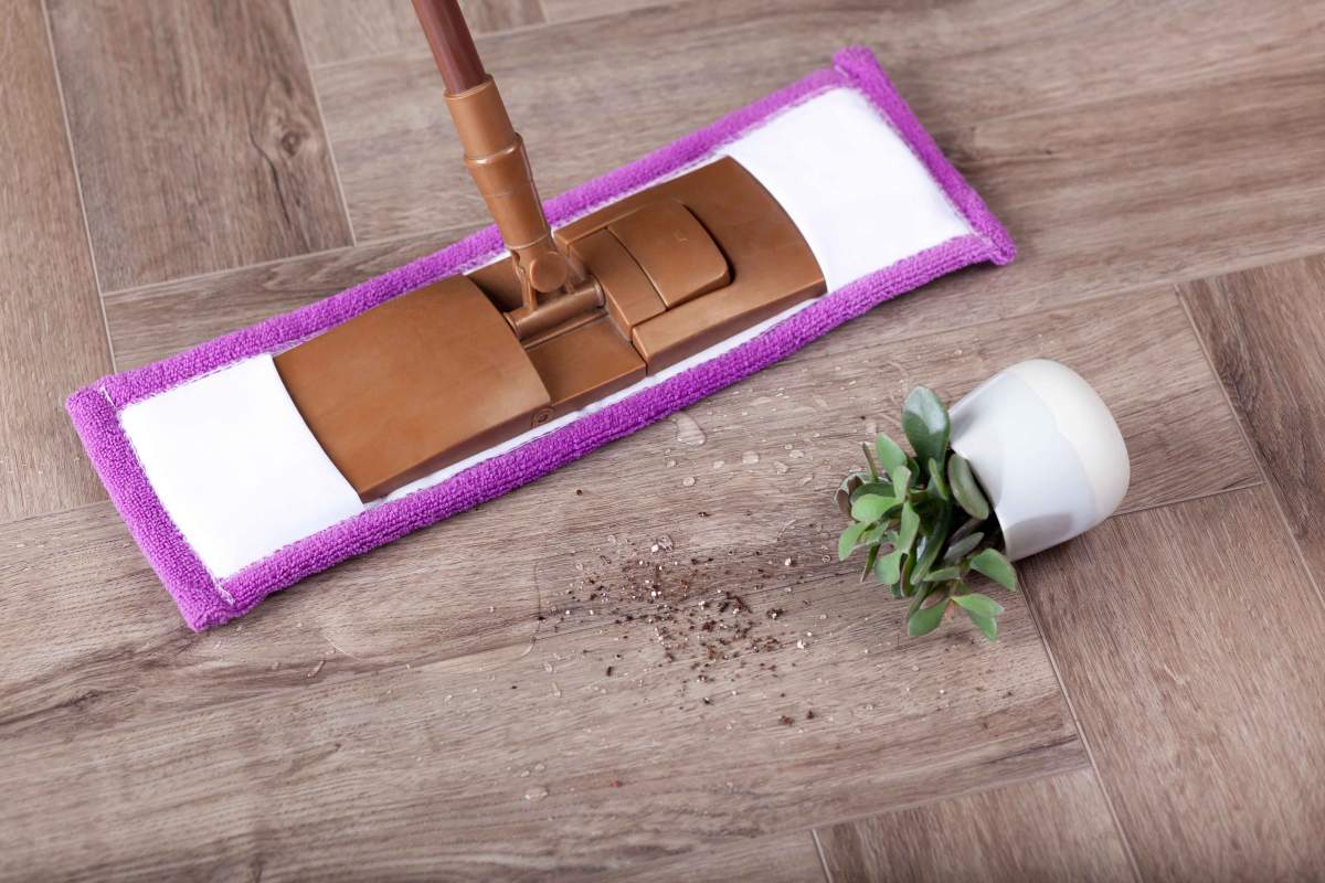 Замковая ПВХ плитка "Aberhof" Carmelita 1862 (615*123*5 мм) — купить в Набережных Челнах