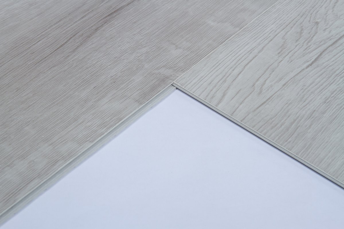 SPC ламинат "OneFloor" ЕСО 5050 (4V фаска) (1220*184*4 мм) — купить в Набережных Челнах