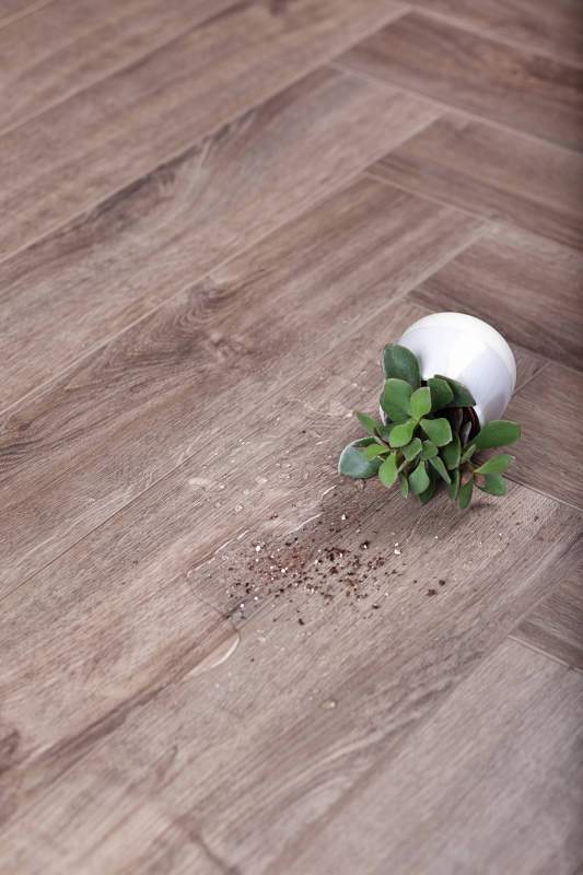 Замковая ПВХ плитка "Aberhof" Carmelita 2626 (615*123*5 мм) — купить в Набережных Челнах